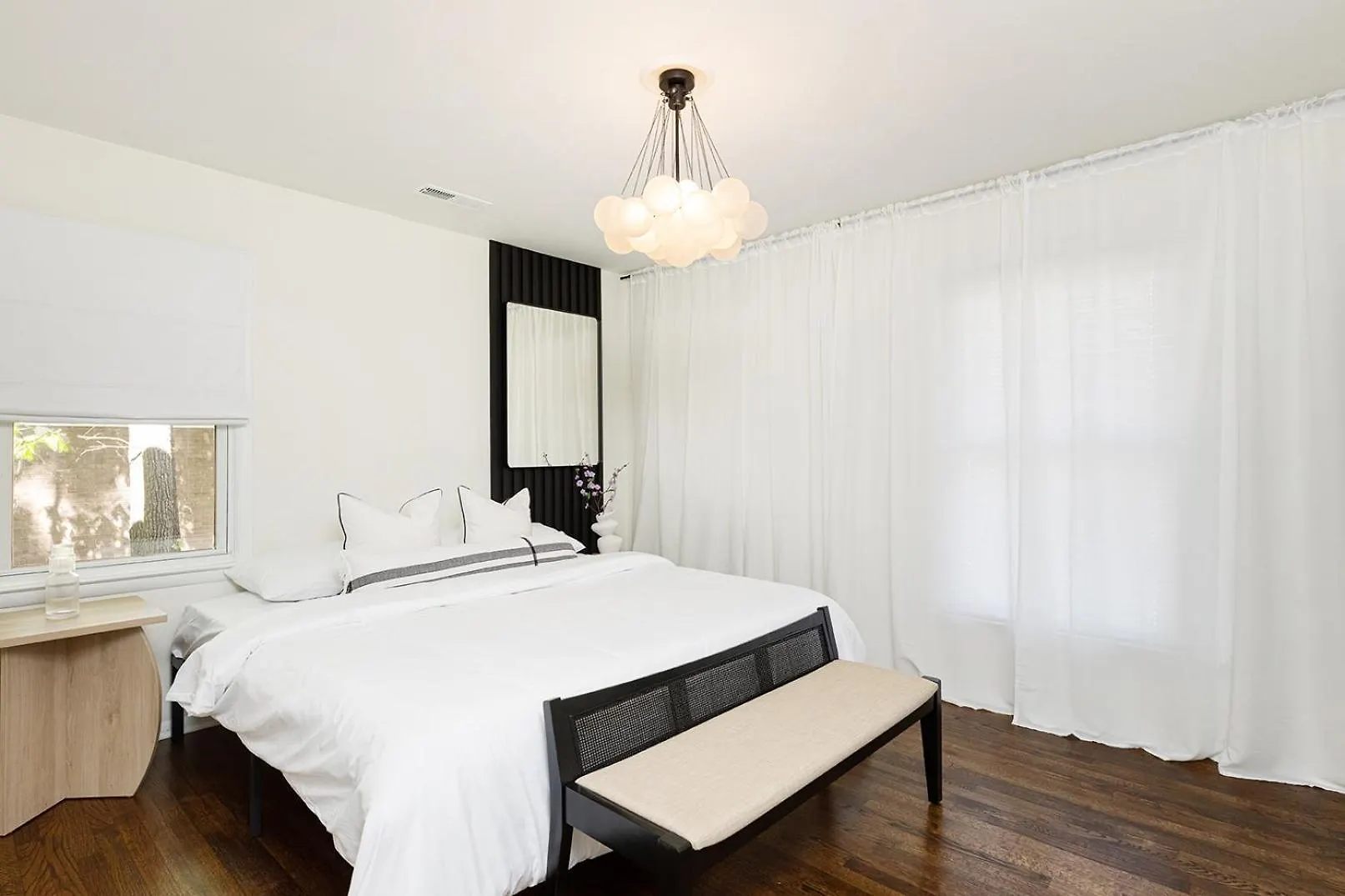 Vila Lux Deco King Beds Near Uptown & Breweries Charlotte